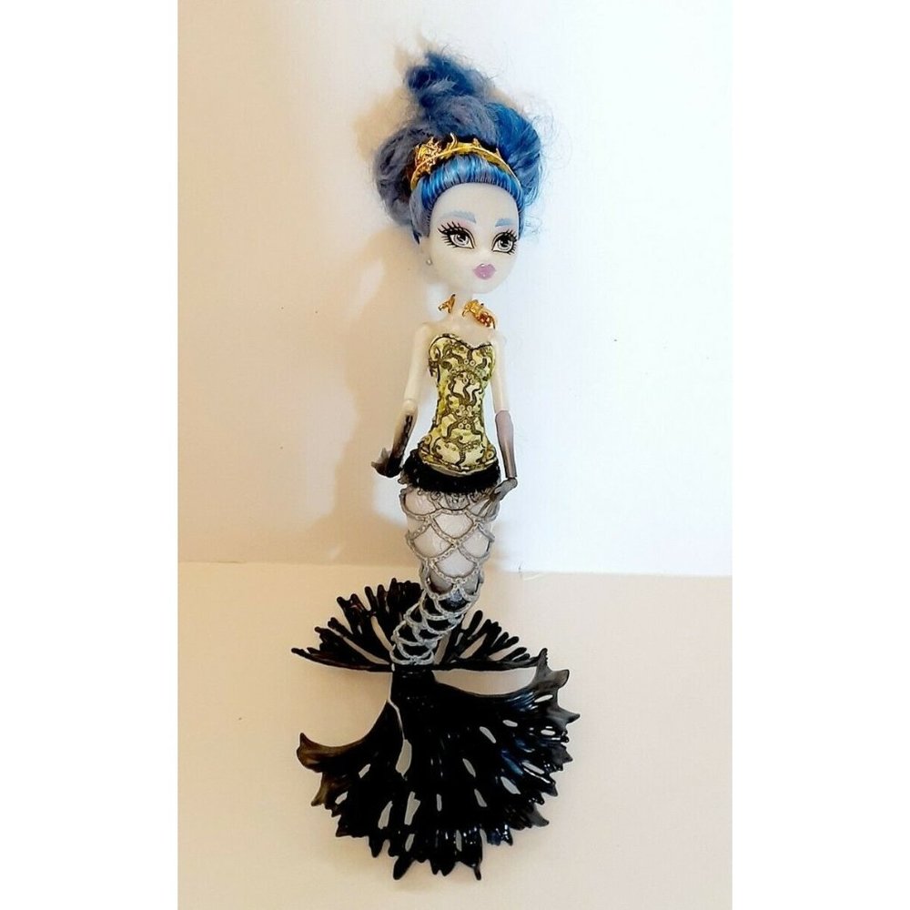 Monster High Sirena Von Boo Freaky Fusion Hybrid Mermaid Doll